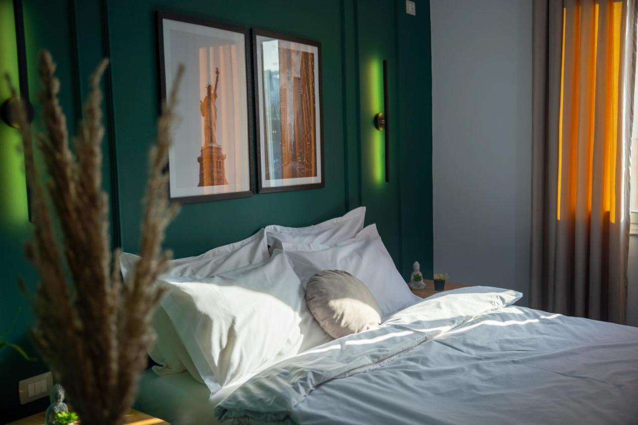 Blloku Area Modern App - The Nest Apartman Tirana Kültér fotó