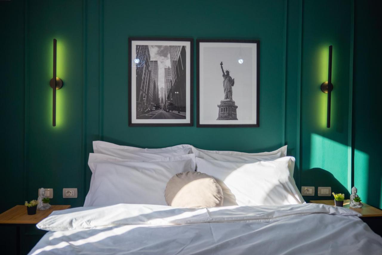Blloku Area Modern App - The Nest Apartman Tirana Kültér fotó