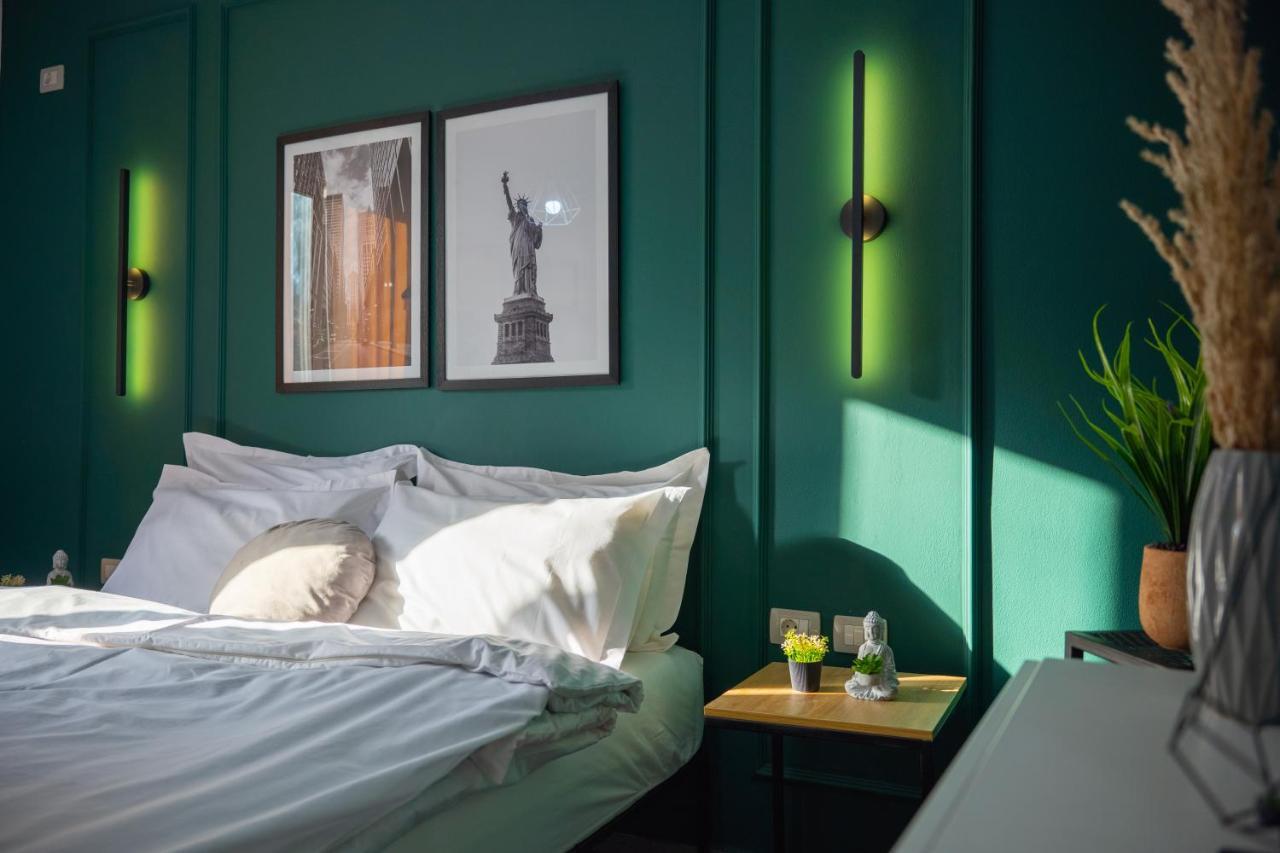 Blloku Area Modern App - The Nest Apartman Tirana Kültér fotó