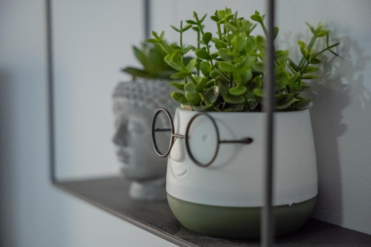 Blloku Area Modern App - The Nest Apartman Tirana Kültér fotó